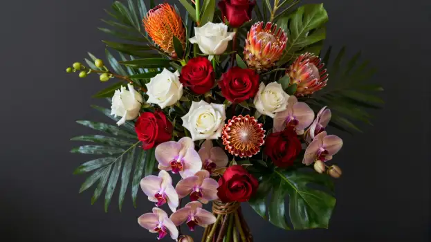 Romantic Bouquet of Flowers in Clear Glass Vase