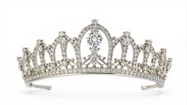 Elegant Silver Tiara with Sparkling Diamonds luxury