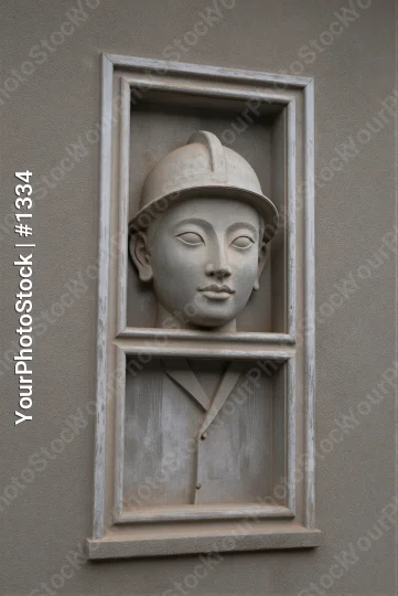 Peaceful Man's Face Sculpture minimalist hard hat